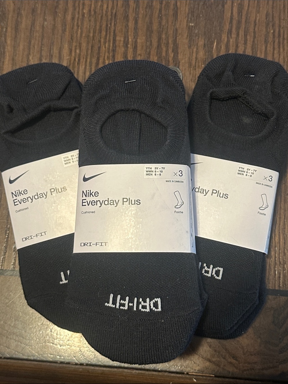NWT Nike Black Everyday Plus No-Show Socks - 3 Pack